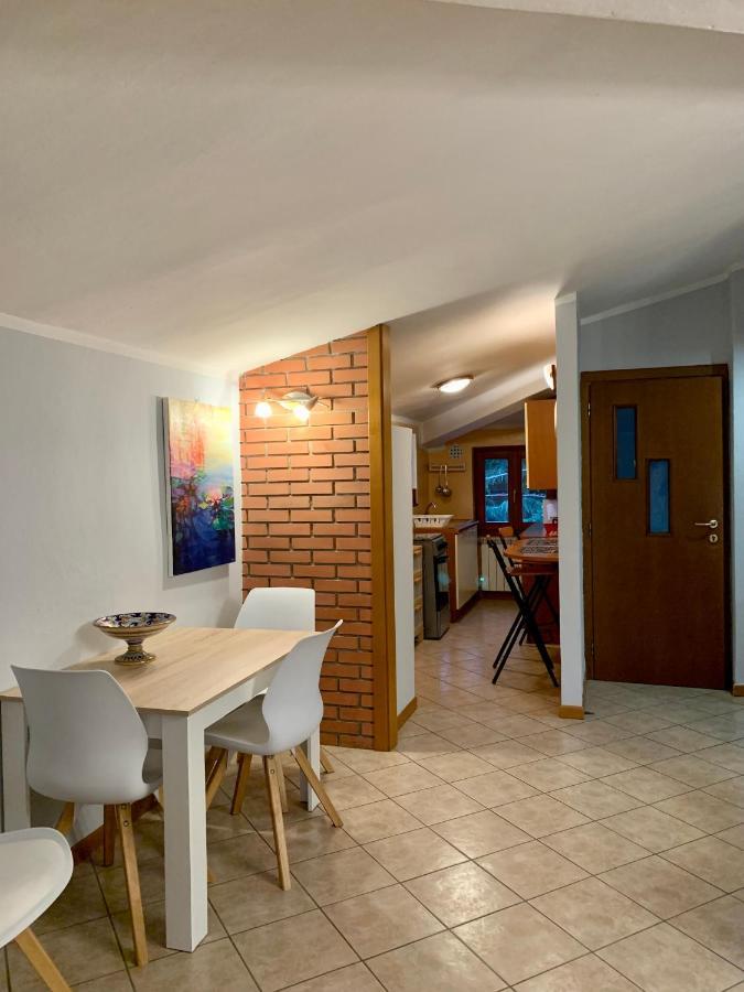 Apartmán Al Clisi Graziosa Mansarda Villanuova sul clisi Exteriér fotografie